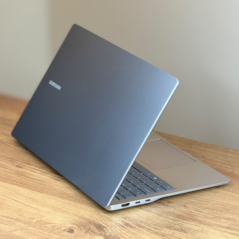 Samsung Galaxy Book4 Edge - Image 10