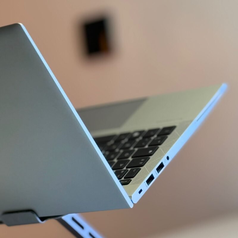 HP Elitebook 830 G7 - Image 9