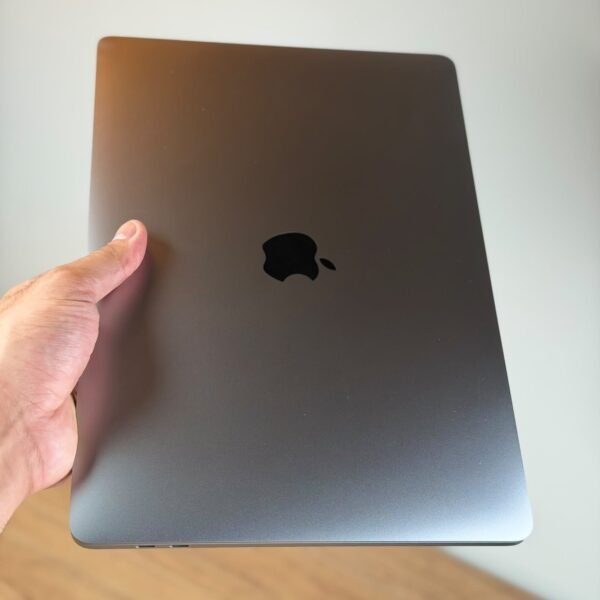 Apple MacBook Pro 13" M2 (2021) - Image 12